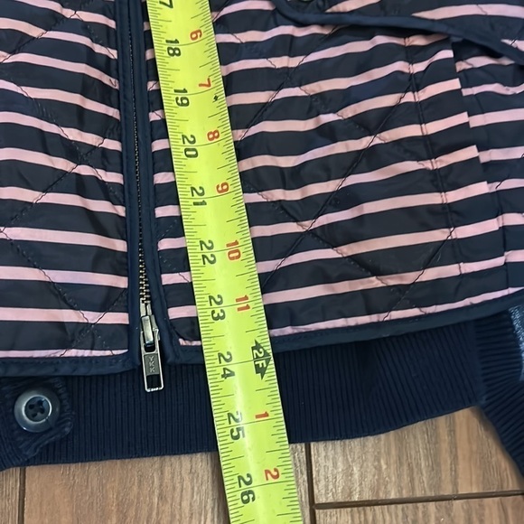 Talbots puffer vest - Picture 2 of 8